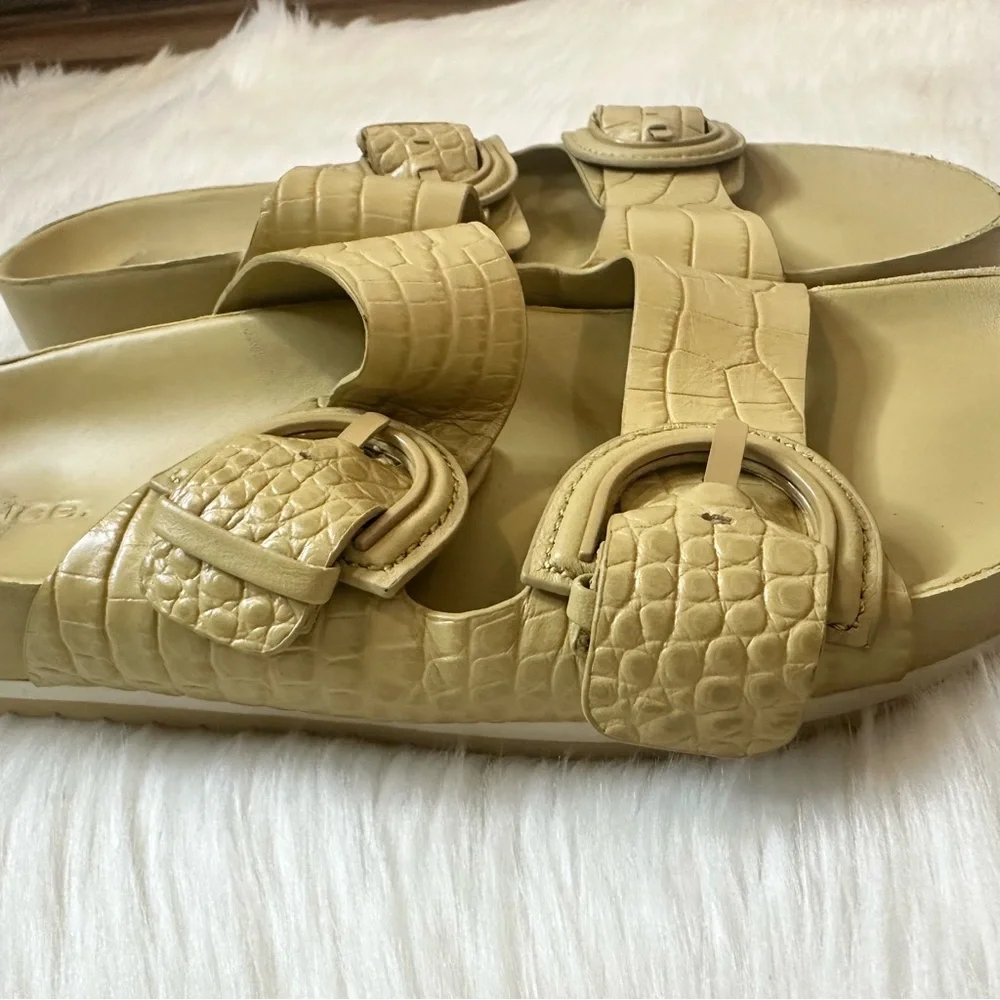 Vince Glyn Croc Leather Barley Beige Slide Sandals Buckle Size 10